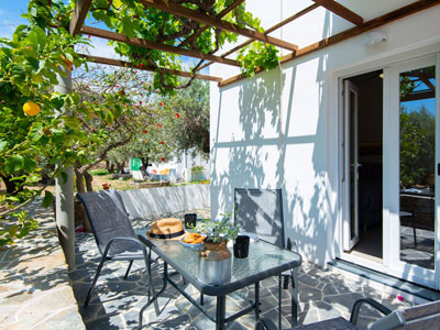 Aegean Harmony - Veranda with garden view